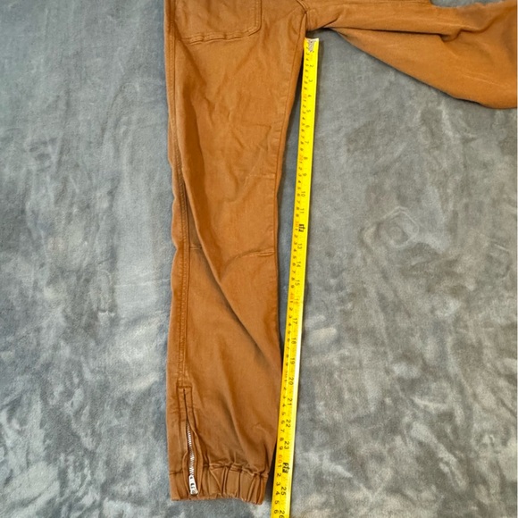 Mavi Ivy Twill Jogger in Thrush
#1276 - Picture 5 of 10